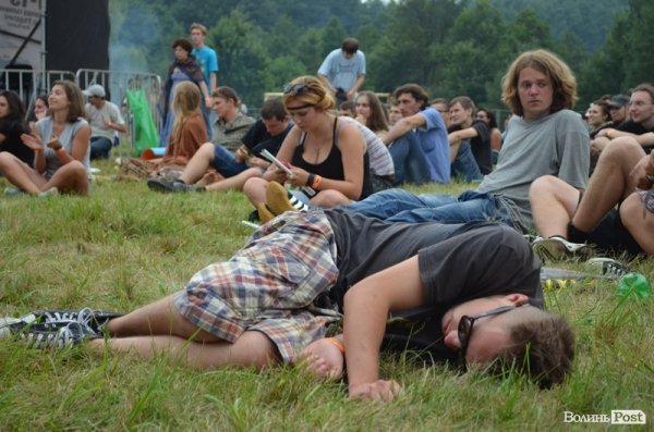 Як тисячі людей відривалися на фестивалі «Захід». ФОТО