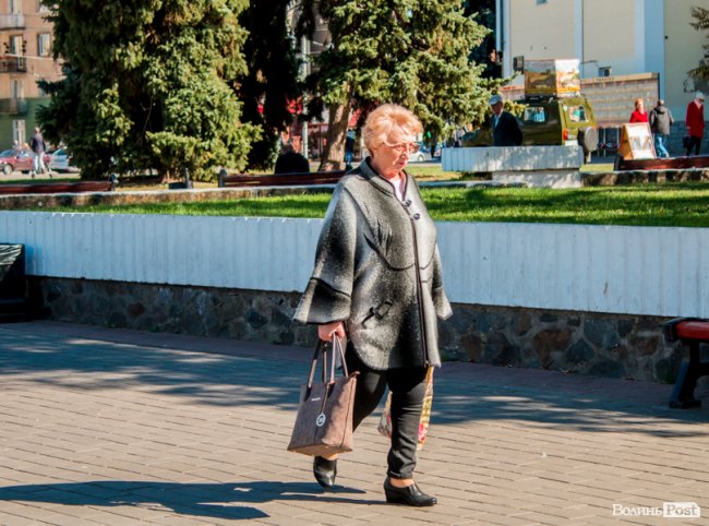 Осінній лук 2018: у що одягаються лучани. ФОТО