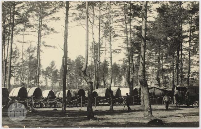 Легіонери та кінотеатр для військових: Волинь на столітніх світлинах