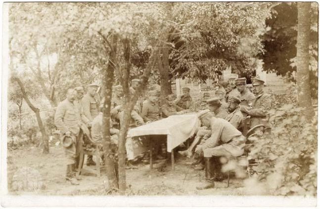 Легіонери та кінотеатр для військових: Волинь на столітніх світлинах