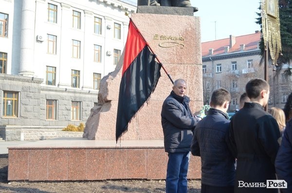 У Луцьку вшанували пам'ять Шевченка. ФОТО
