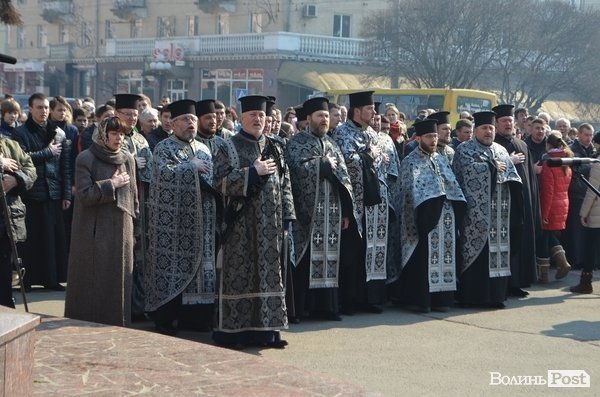 У Луцьку вшанували пам'ять Шевченка. ФОТО