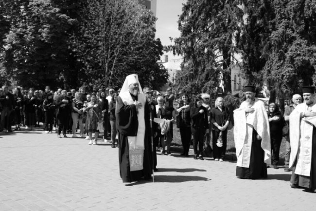 Лучани віддали останню шану Герою Василеві Матюку