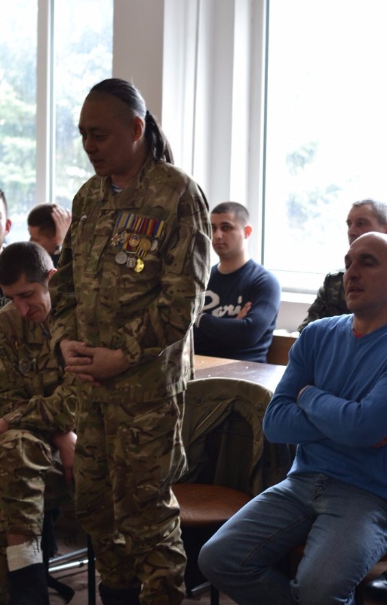 Він загинув та живе у пам'яті людей: пам'яті Героя Сергія Климчука