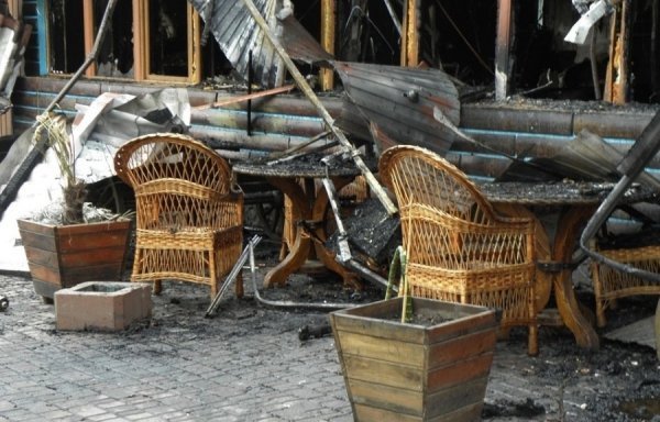 В Одесі згорів ресторан. ФОТО. ВІДЕО