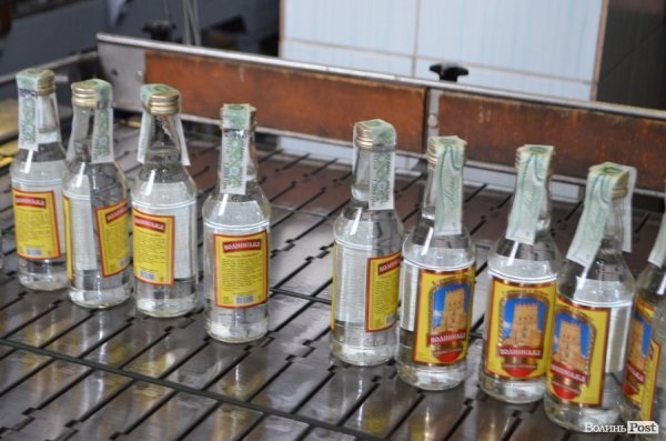 На луцькому спиртзаводі запустили нову лінію виробництва горілки. ФОТО. ВІДЕО