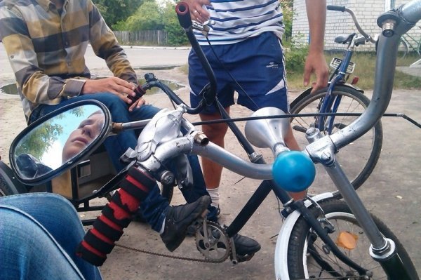 Двоє юних волинян змайстрували диво-велосипеди. ФОТО