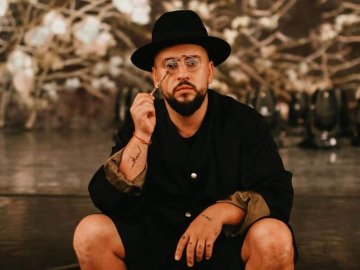 Лучанин MONATIK анонсував новий проєкт із Лаймою Вайкуле. ВІДЕО