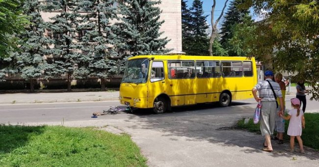 У Ковелі маршрутка збила велосипедиста. ФОТО