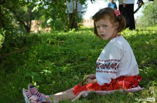 Політика, молитва і шашлик: під Берестечком вшановували річницю битви. ФОТО