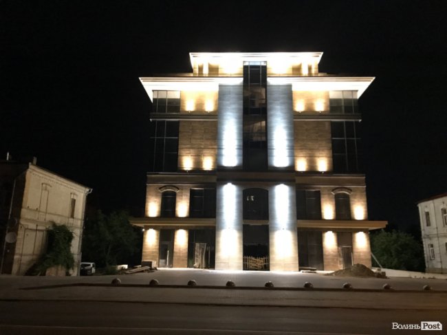 Піца від чемпіона Італії і заняття від тренера Каменських: яким буде «MOJO Hall» у Луцьку*