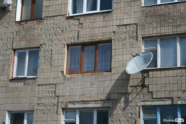 У стінах більшають тріщини, – мешканці будинку з обвалом. ФОТО