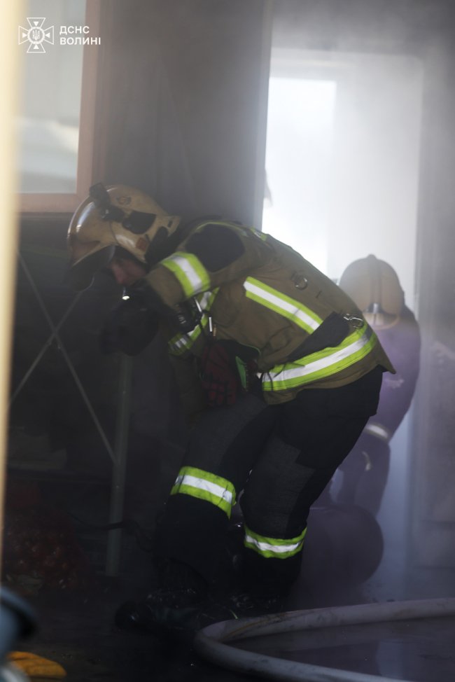 Біля Луцька загорілася котельня приватного будинку