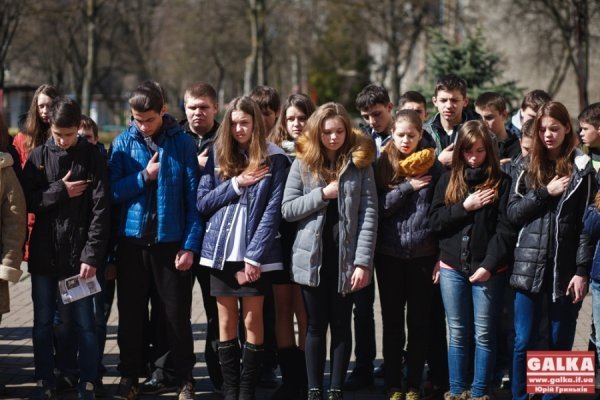 Майданівцю з Волині відкрили анотаційну дошку в Івано-Франківську. ФОТО