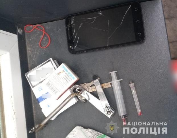 Поліція затримала волинянина, який розгулював містом з наркотиками