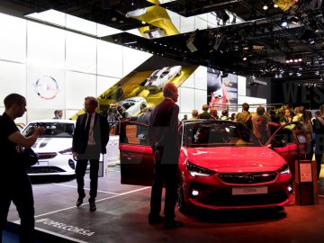 WEST AUTO HUB відвідав одну з найбільших у світі автомобільних виставок. ВІДЕОРЕПОРТАЖ*