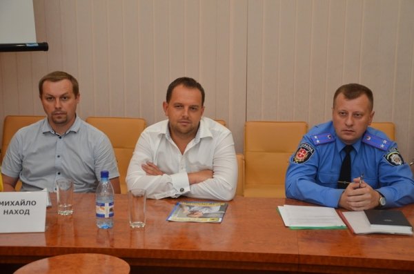 «Суд має бути народним, а не державним» - круглий стіл у Луцьку. ФОТО