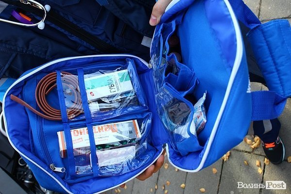 У Луцьку Вірастюк із силачами збирав кошти для військових. ФОТО*