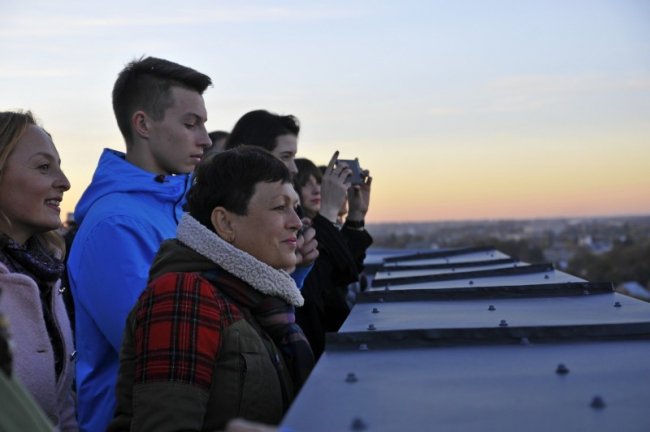 На даху луцької «Супернови» показали виставу-експеримент*