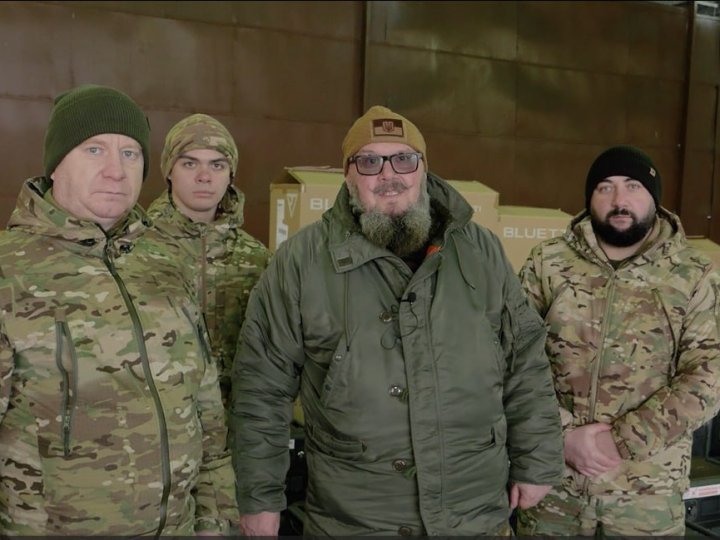 3 батальйон УДА «Волинь» отримав велику партію зарядних станцій від волонтерів «Української команди»