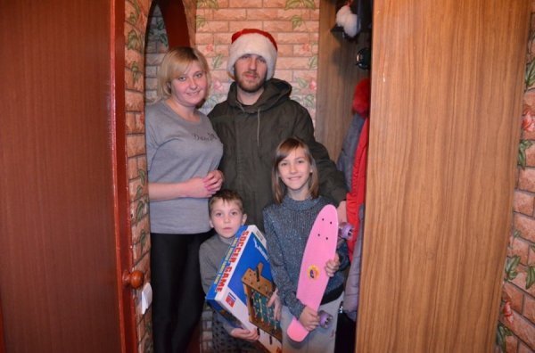 У Луцьку волонтери передали «миколайчики» для діток загиблих героїв