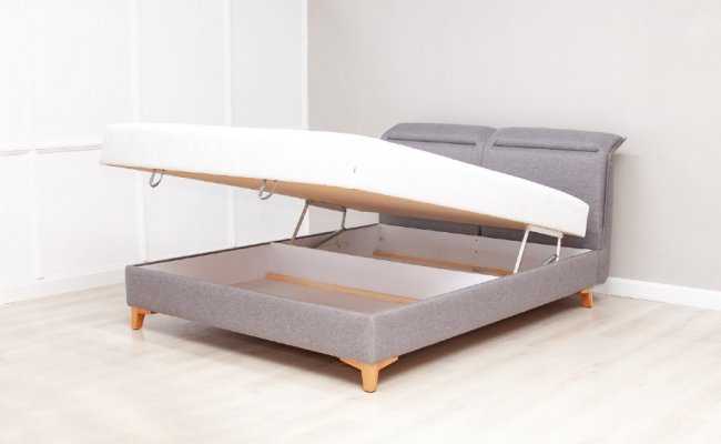 У Луцьку магазин меблів власного виробництва відновив свою роботу 