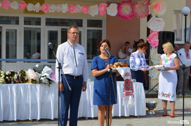 Під гаслом «Вперше»: луцька школа №27 відкрила свої двері. ФОТОРЕПОРТАЖ