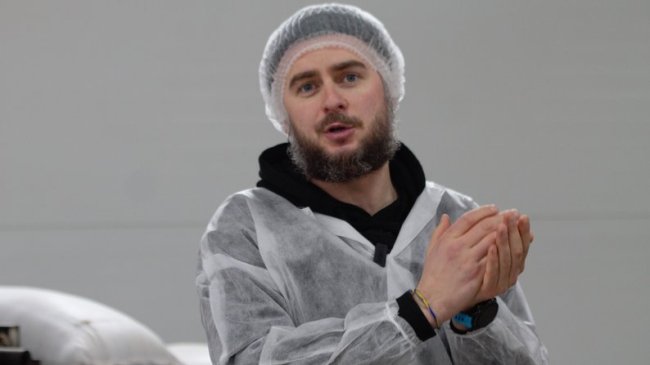 У Луцьку ветеран війни з другом виготовляють авторські чаї: частину зароблених грошей віддають на ЗСУ