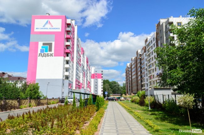 Роботи ні на мить не припиняються: як у Луцьку «росте» ЖК «Caramel Residence». ФОТО*