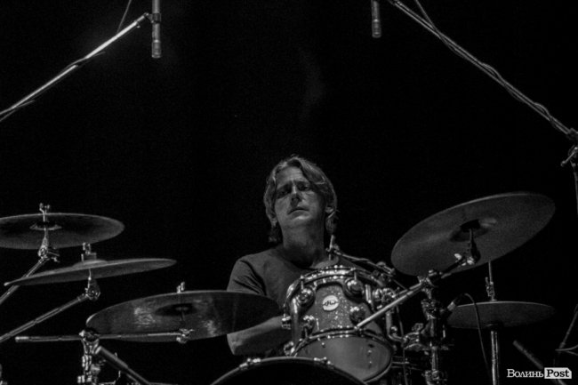 Арсен Мірзоян виступив у луцькому «Промені». ФОТОРЕПОРТАЖ