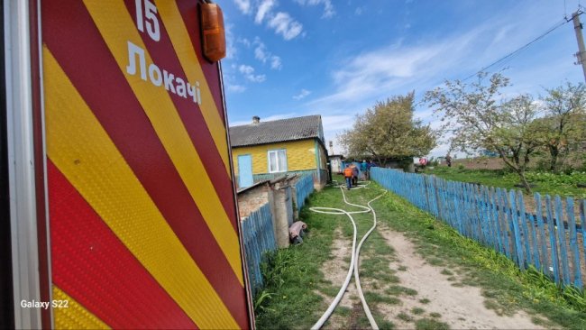 На Волині горіла господарська споруда