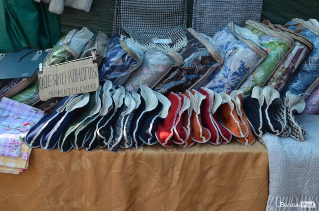 Місце для вигідного шопінгу: у Луцьку відкрився Харківський ярмарок*