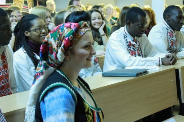 Андріївські вечорниці в СНУ. ФОТО