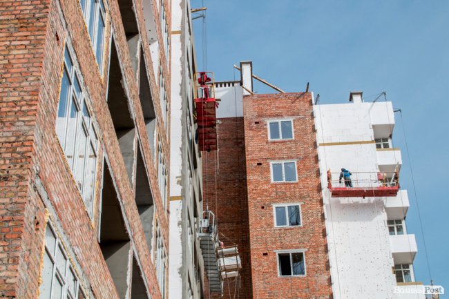 Ростуть, мов на дріжджах: як у ЖК «Caramel Residence» будують «карамельні» багатоповерхівки. ФОТО*