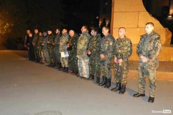 Волинські добровольці відправились на схід України. ФОТО