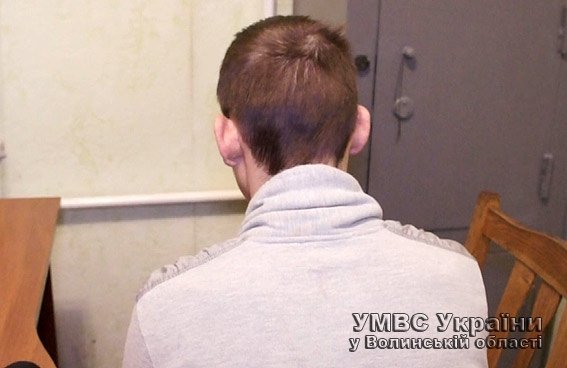 На Волині боєць добровольчого батальйону обстріляв автомобіль. ФОТО. ВІДЕО