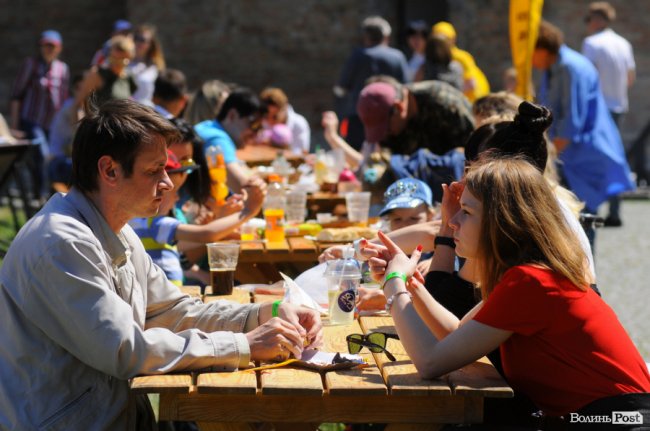 У замку Любарта - «Lutsk Food Fest». ФОТО