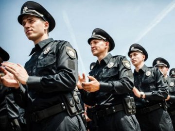 Аваков розповів про захмарну довіру до нової поліції