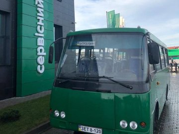 У луцькому сервісному центрі МВС вперше зареєстрували електробус. ФОТО