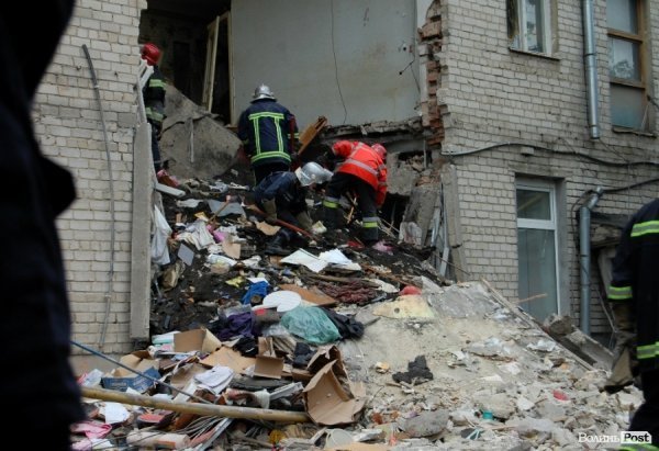У завалах будинку в Луцьку знайшли тіло другого загиблого. ФОТО