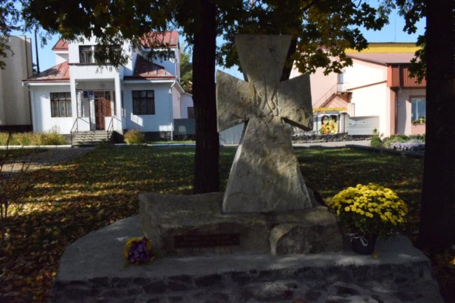 На Волині відкрили пам'ятник Борцям за волю та незалежність України