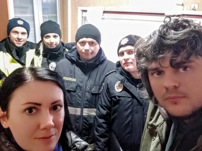 Волинські правоохоронці вилучили у киянина водійське посвідчення, яке у базі  — не його. ФОТО  