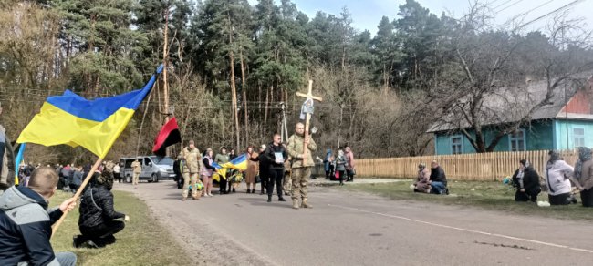 Навіки 25: на Волині поховали Героя Олександра Пархомчука