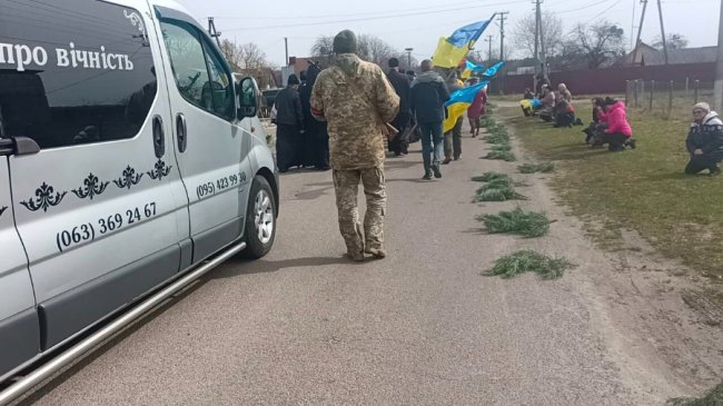 Навіки 25: на Волині поховали Героя Олександра Пархомчука