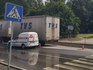 Потрапив під колеса за 10 метрів від переходу: деталі смертельної аварії на Конякіна