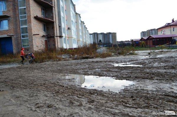 Як будують нову школу в Луцьку. ФОТО