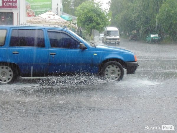 «Потоп» у Луцьку. ФОТО