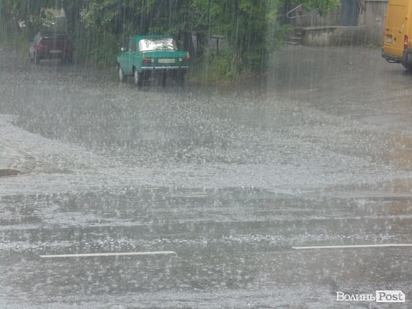 «Потоп» у Луцьку. ФОТО