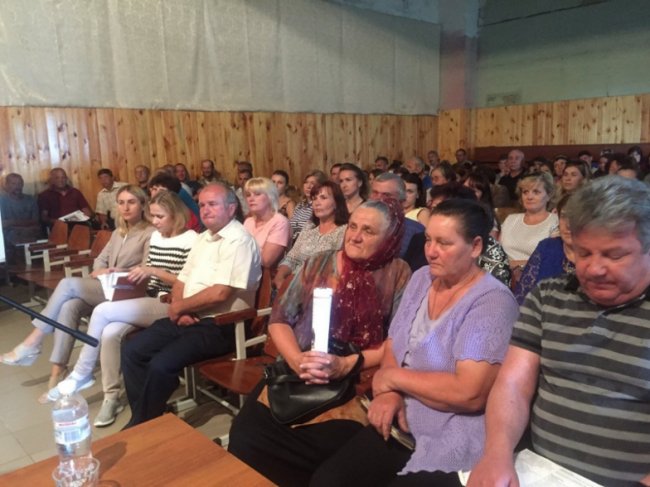 Нардеп Степан Івахів зустрівся з жителями Світязя. ФОТО*