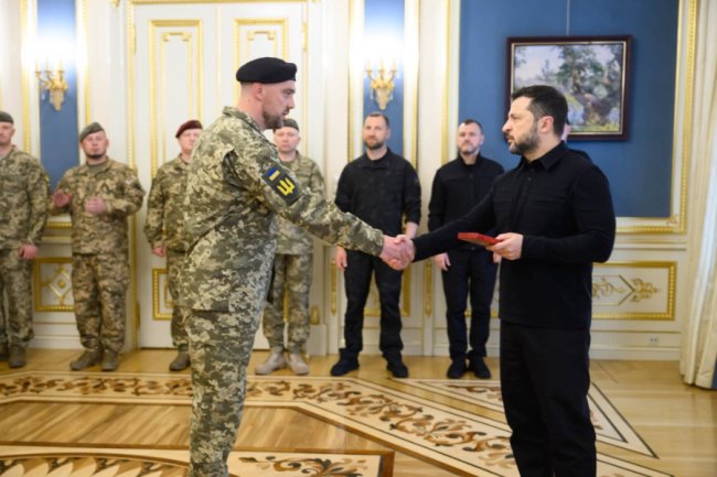 Президент вручив орден підполковнику волинської бригади. ФОТО